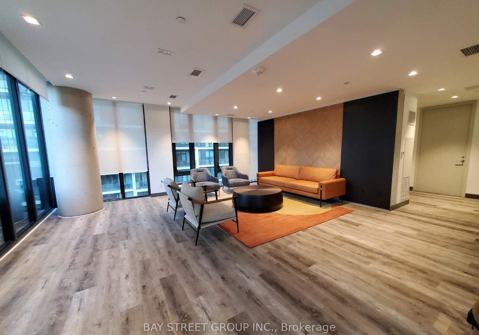 47-mutual-street-toronto-toronto-ontario-c13625498