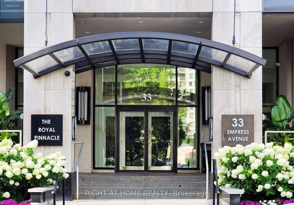 33-empress-avenue-toronto-north-york-ontario-c13625588