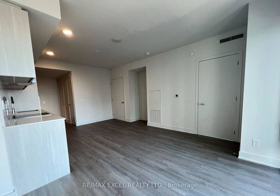 8-cumberland-street-toronto-toronto-ontario-c13625986