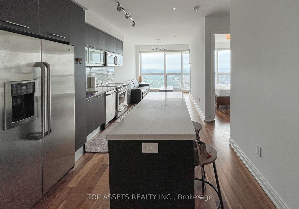 388-yonge-street-toronto-toronto-ontario-c13626370