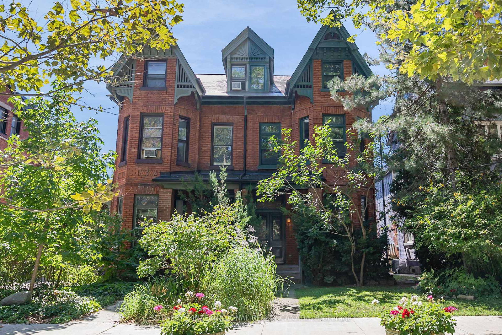 89-willcocks-street-toronto-toronto-ontario-c13626514