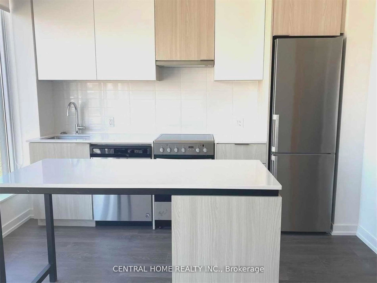 203-college-street-toronto-toronto-ontario-c13626536