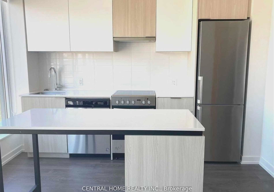 203-college-street-toronto-toronto-ontario-c13626536