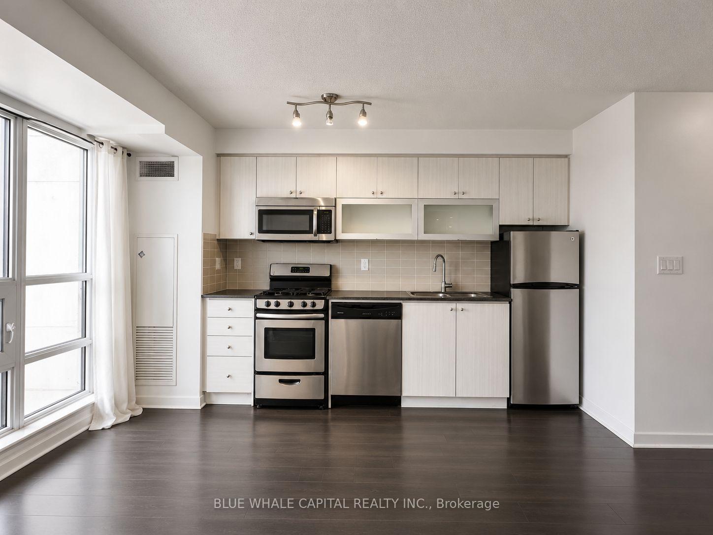 2015-sheppard-avenue-toronto-north-york-ontario-c13626636