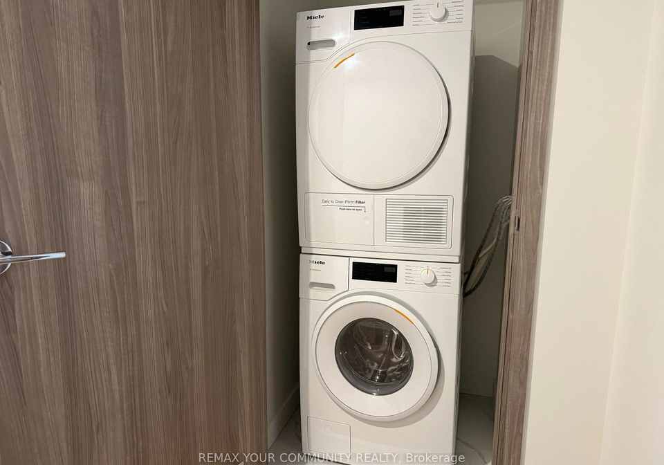 3-concord-cityplace-way-toronto-toronto-ontario-c13626658