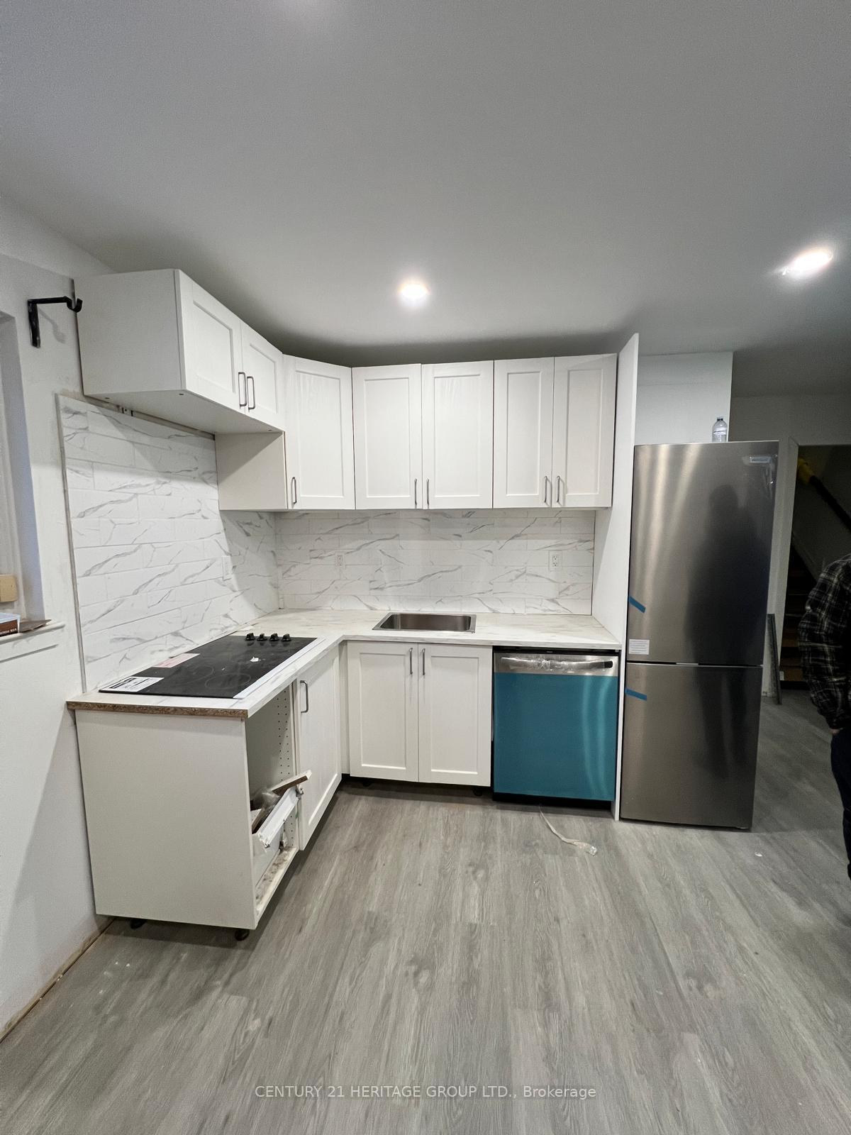 91-kingslake-road-toronto-north-york-ontario-c13626794