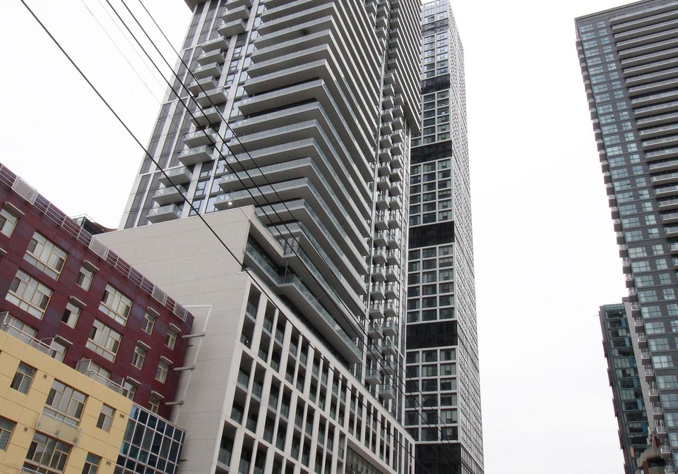 251-jarvis-street-toronto-toronto-ontario-c13627020