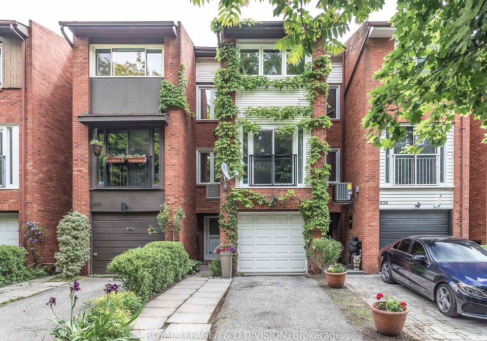 640-adelaide-street-w-toronto-toronto-ontario-c13627092