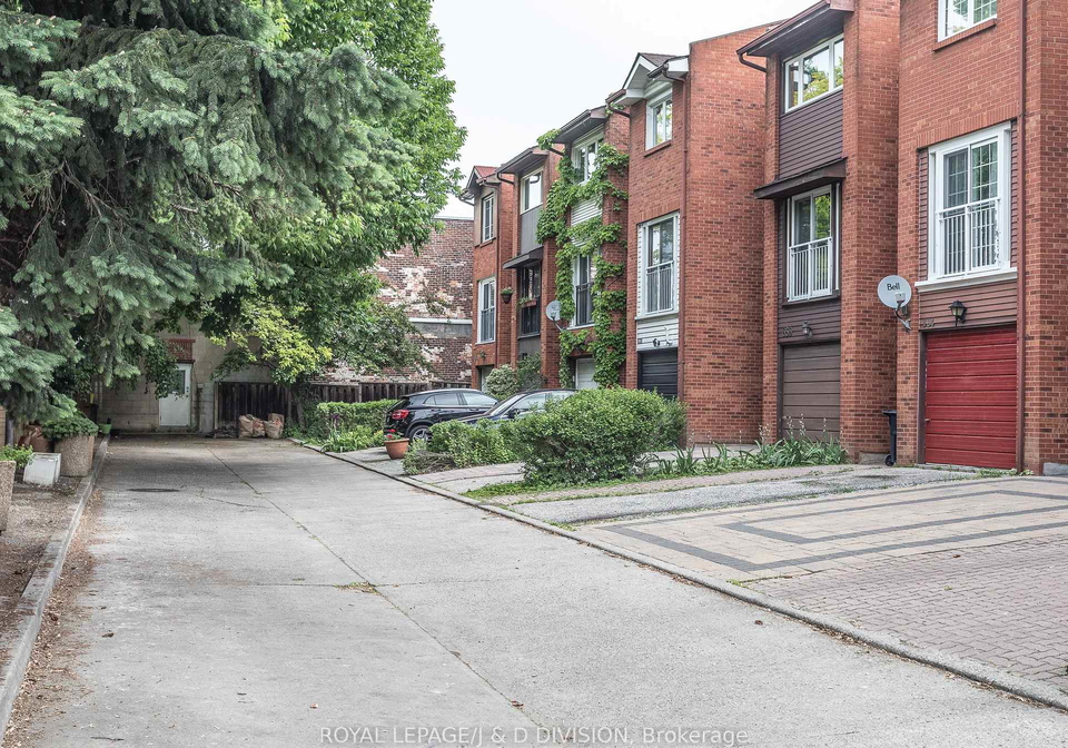 640-adelaide-street-w-toronto-toronto-ontario-c13627092