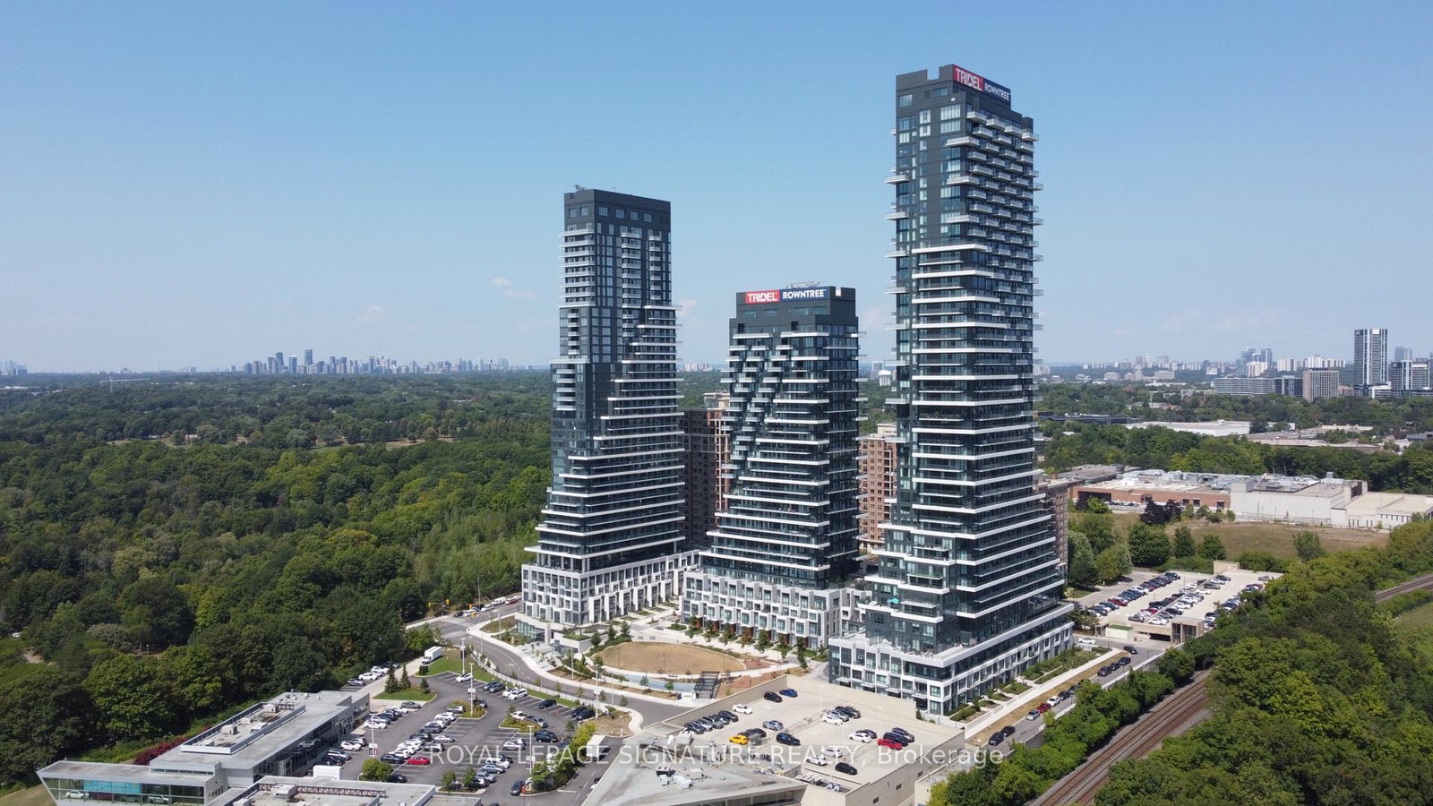 30-inn-on-the-park-drive-toronto-north-york-ontario-c13627220