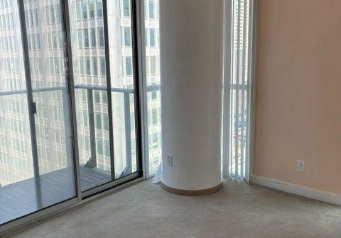 126-simcoe-street-toronto-toronto-ontario-c13627414
