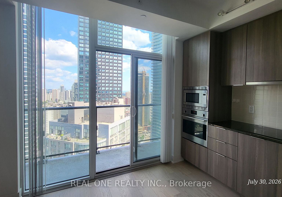 955-bay-street-toronto-toronto-ontario-c13627528