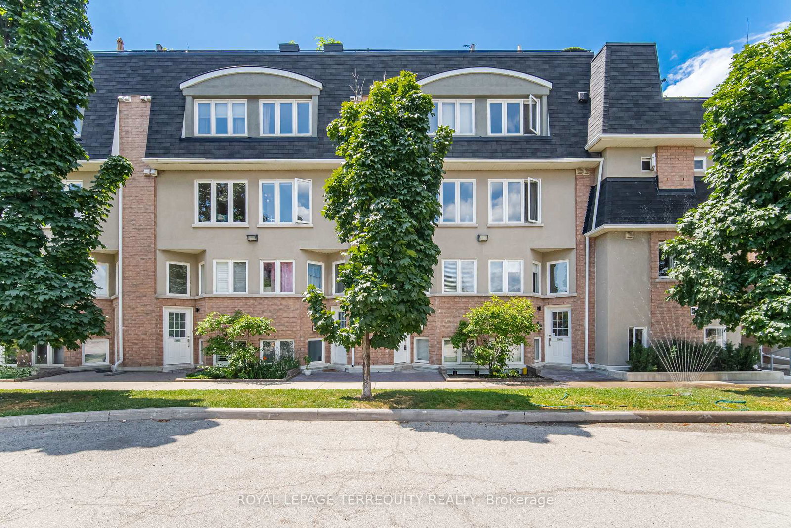 10-merchant-lane-toronto-toronto-ontario-c13627594