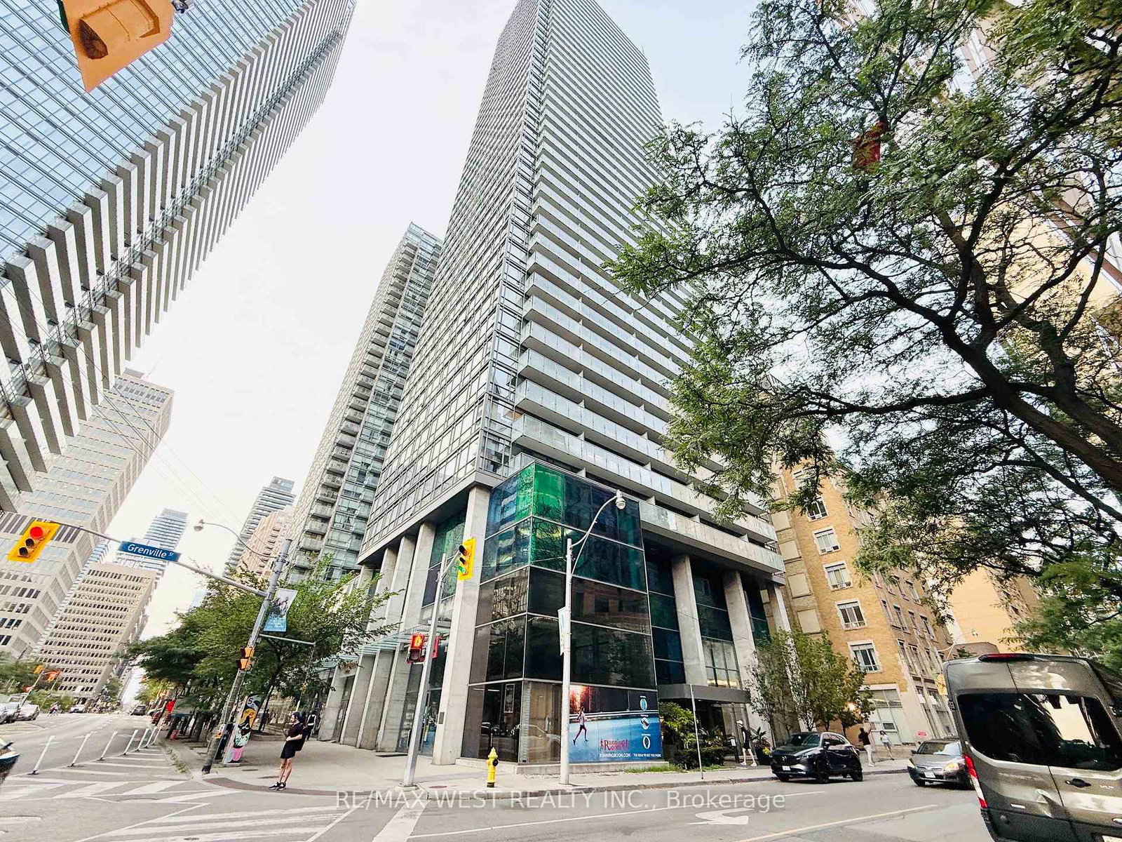 38-grenville-street-toronto-toronto-ontario-c13627648