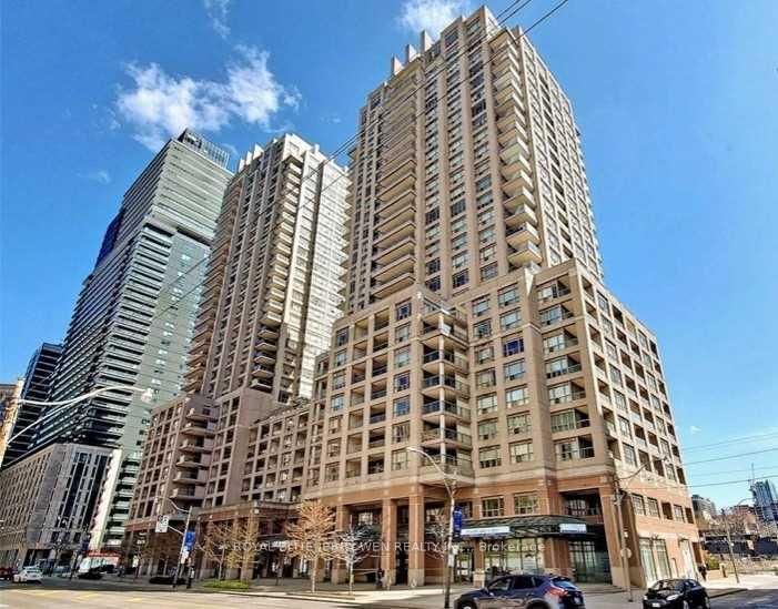 909-bay-street-toronto-toronto-ontario-c13627848