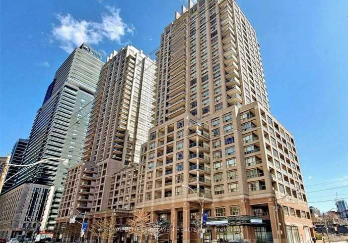 909-bay-street-toronto-toronto-ontario-c13627848
