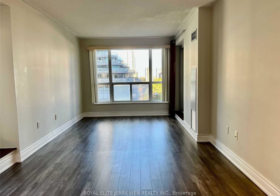 909-bay-street-toronto-toronto-ontario-c13627848