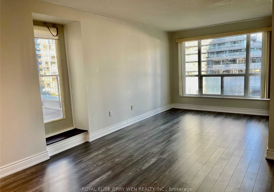 909-bay-street-toronto-toronto-ontario-c13627848