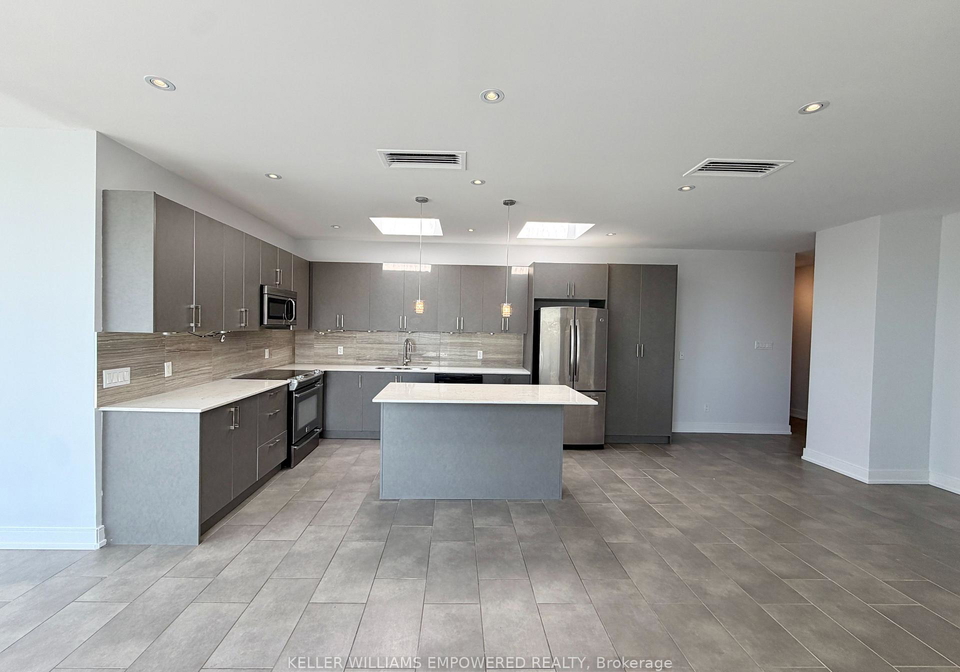 225-davisville-avenue-toronto-toronto-ontario-c13627972
