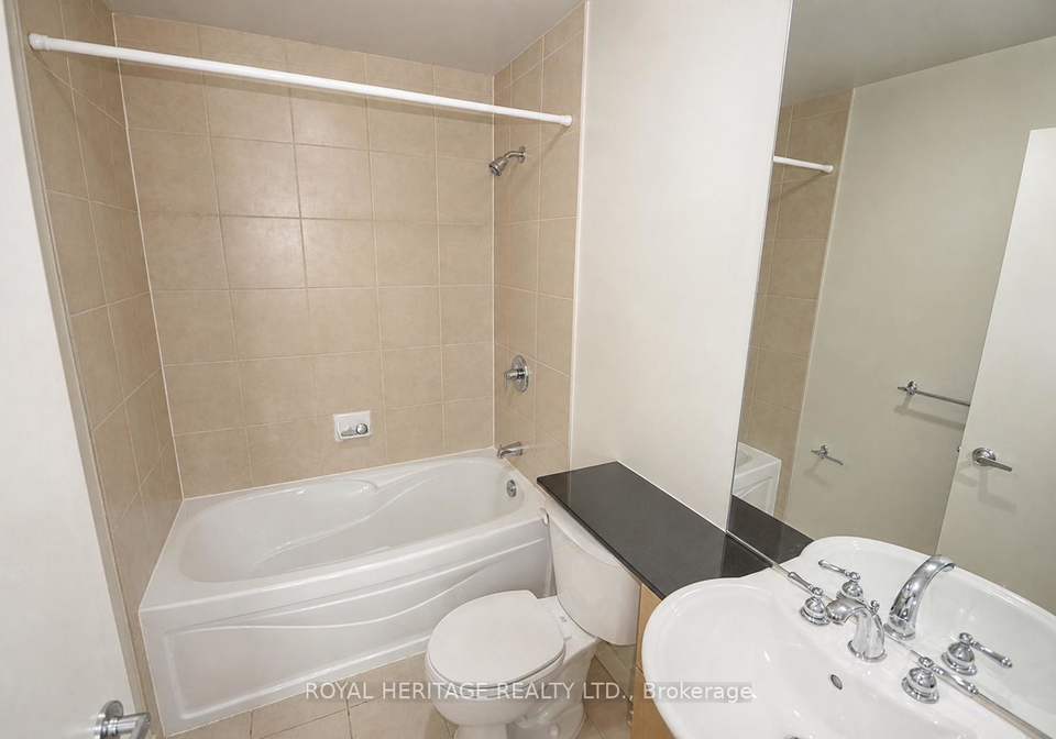 373-front-street-w-toronto-toronto-ontario-c13628068