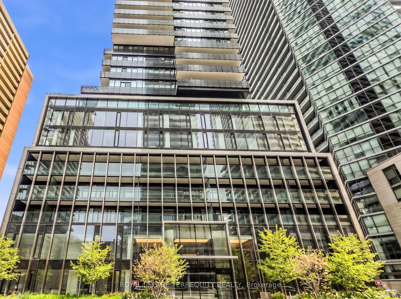 55-charles-street-e-toronto-toronto-ontario-c13628212