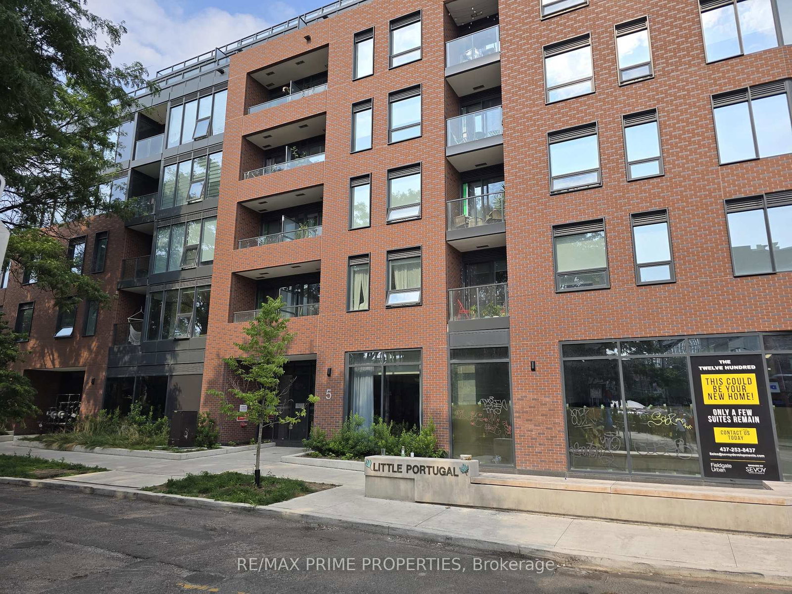 5-lakeview-avenue-toronto-toronto-ontario-c13628422