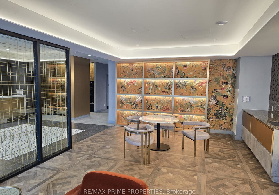 5-lakeview-avenue-toronto-toronto-ontario-c13628422