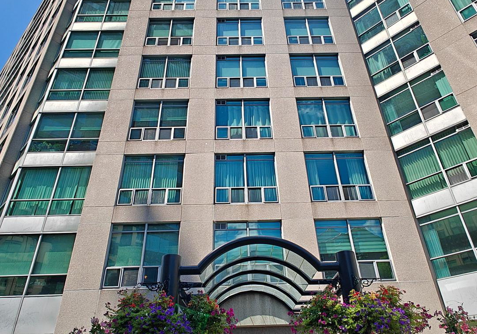 942-yonge-street-toronto-toronto-ontario-c13628484