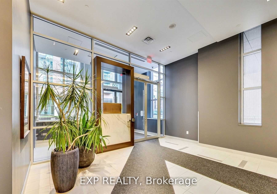105-george-street-toronto-toronto-ontario-c13628780