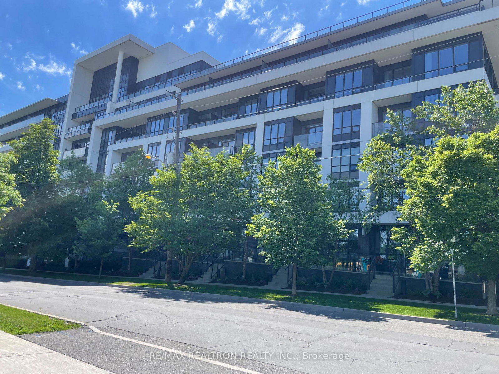 399-spring-garden-avenue-toronto-north-york-ontario-c13628782