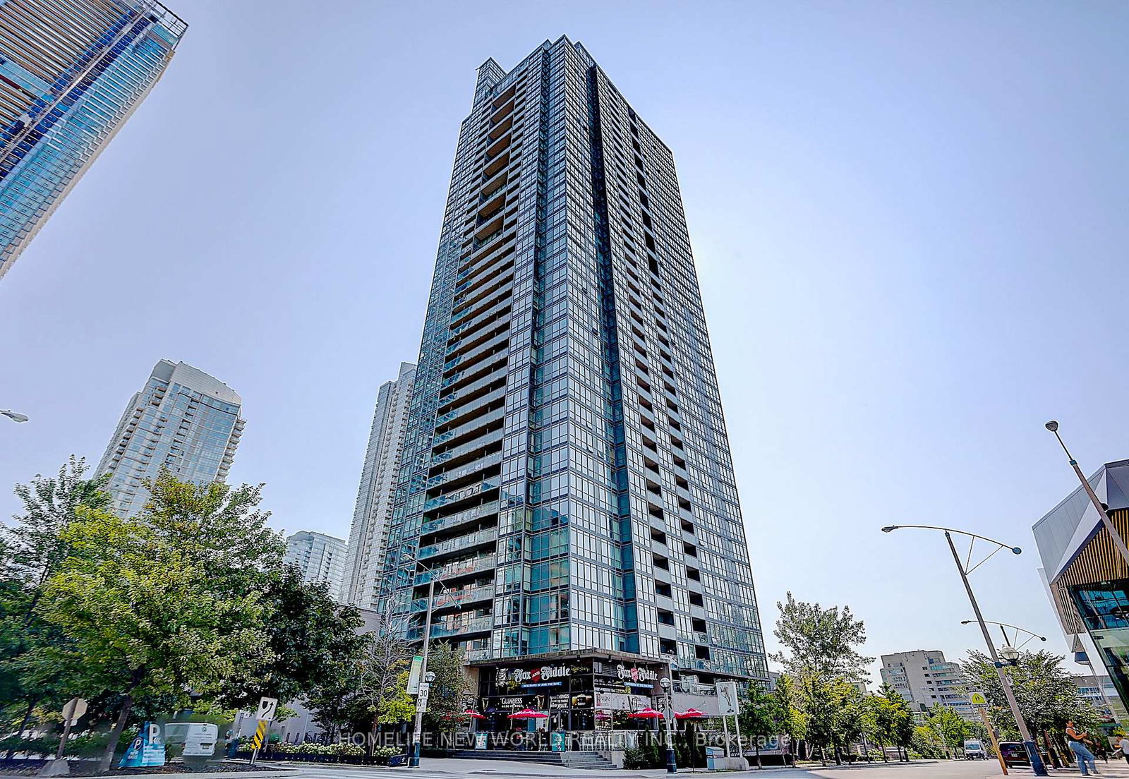 15-fort-york-boulevard-toronto-toronto-ontario-c13629004