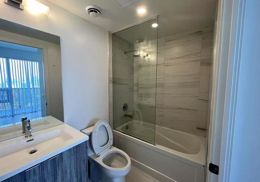 138-downes-street-toronto-toronto-ontario-c13629044