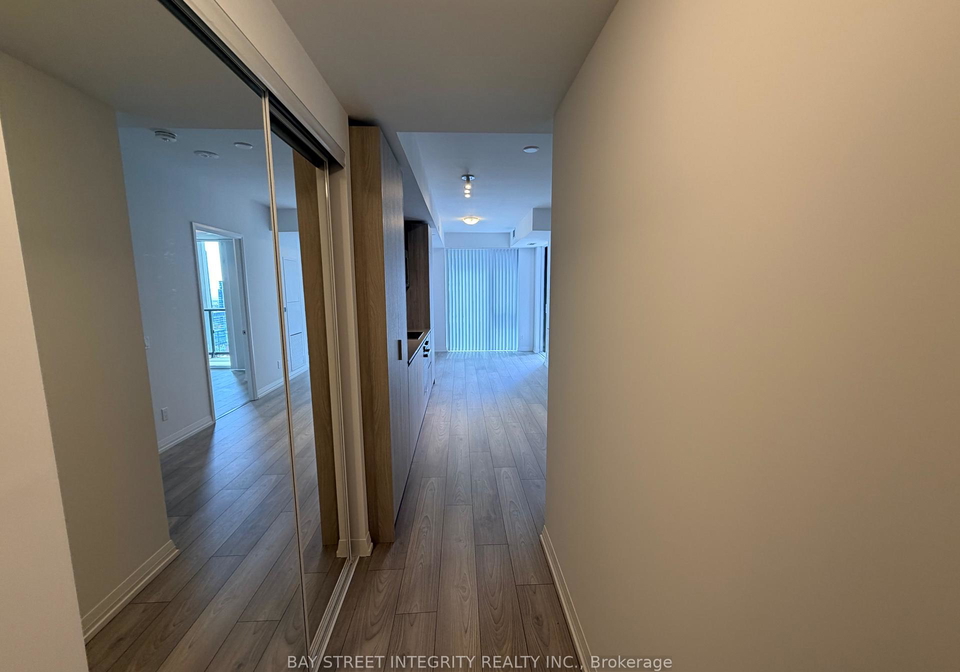 400-king-street-w-toronto-toronto-ontario-c13629060