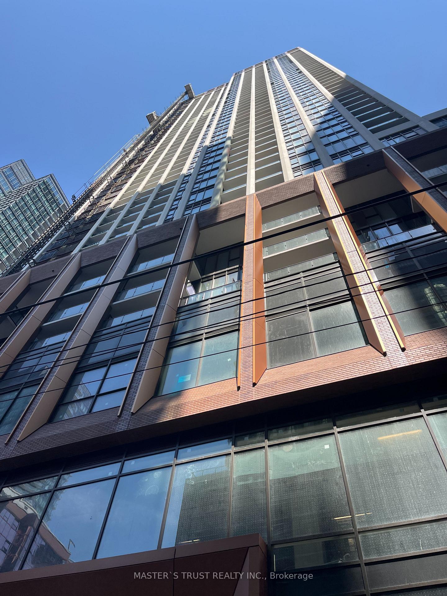 400-king-street-w-toronto-toronto-ontario-c13629202