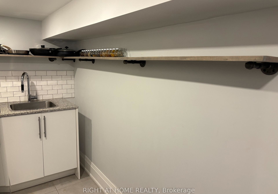 39-amherst-avenue-toronto-toronto-ontario-c13629294