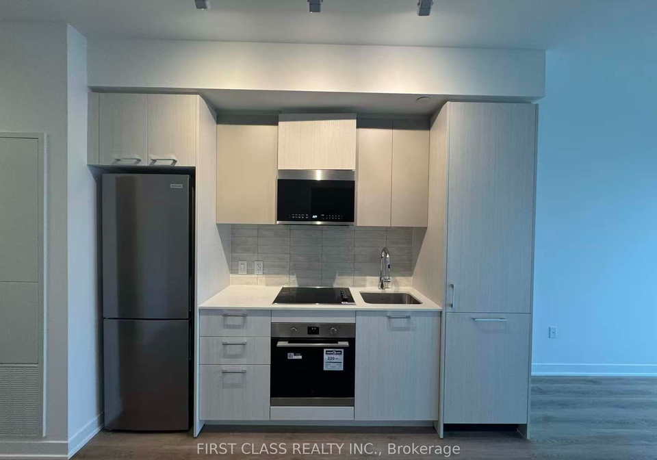 10-oak-street-toronto-toronto-ontario-c13629430