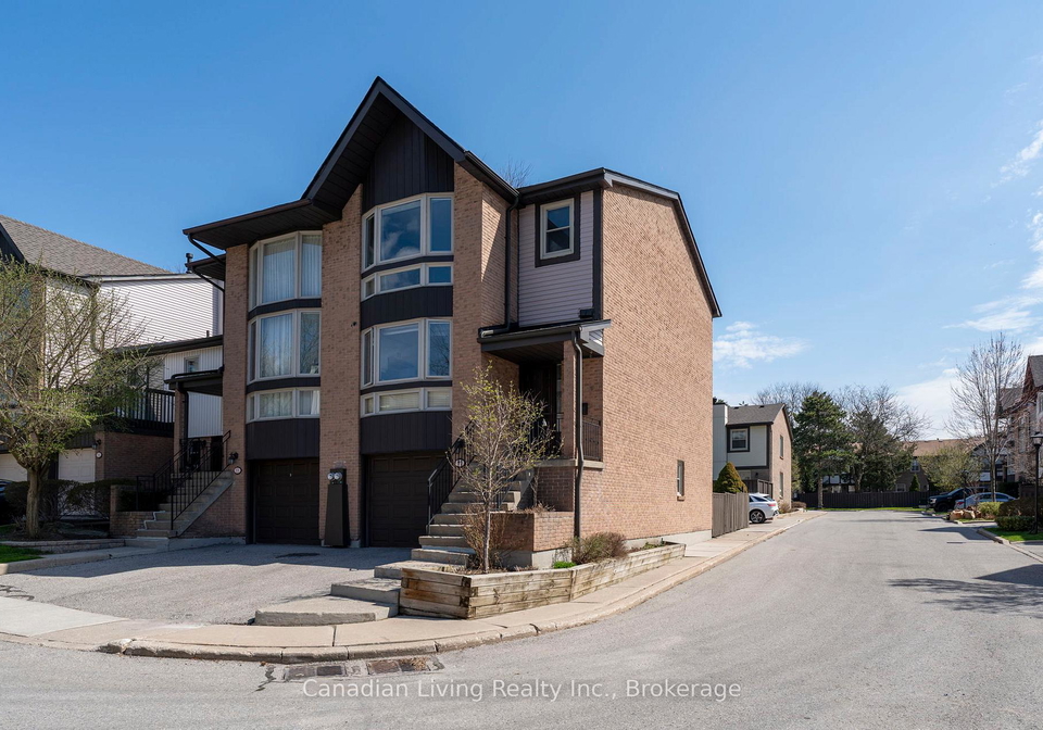 55-sw-english-ivyway-way-toronto-north-york-ontario-c13629526