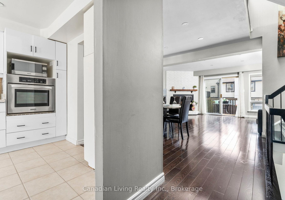 55-sw-english-ivyway-way-toronto-north-york-ontario-c13629526
