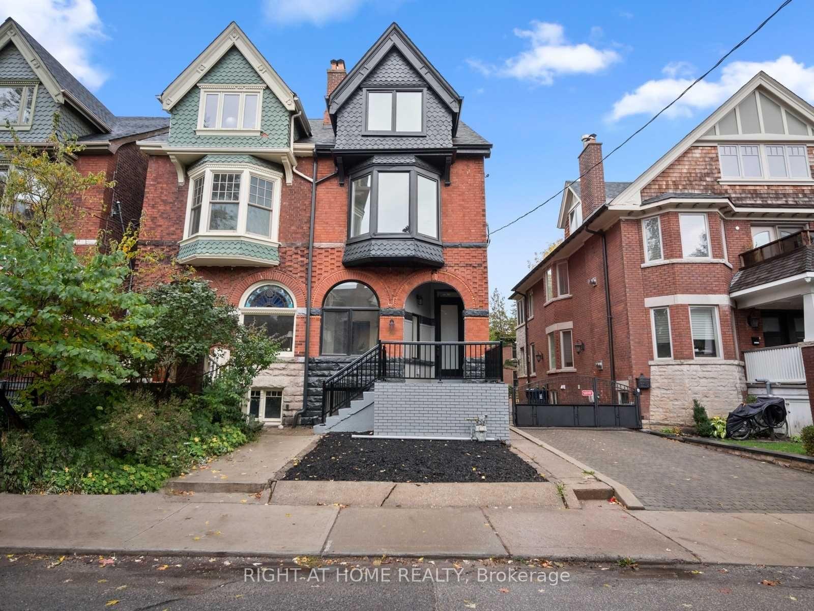 94-concord-avenue-e-toronto-toronto-ontario-c13629550