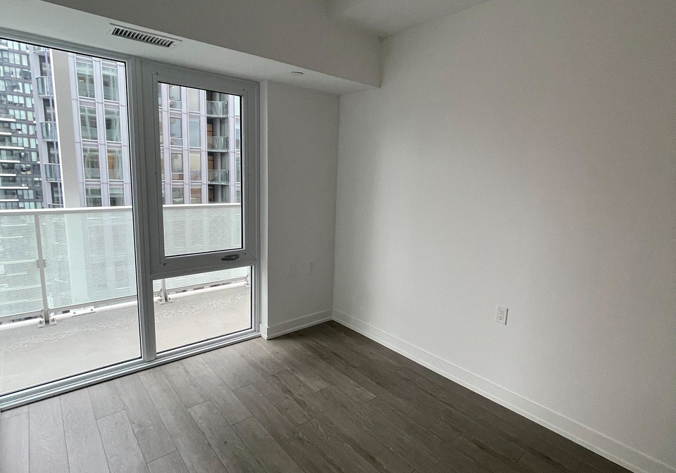 88-queen-street-e-toronto-toronto-ontario-c13629584