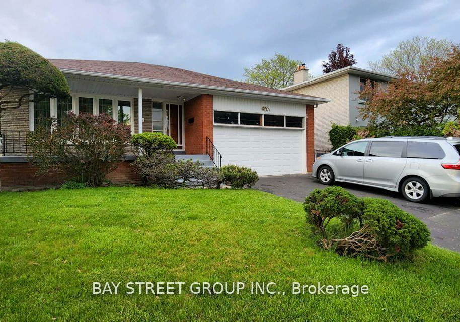 45-pineway-boulevard-toronto-north-york-ontario-c13629878