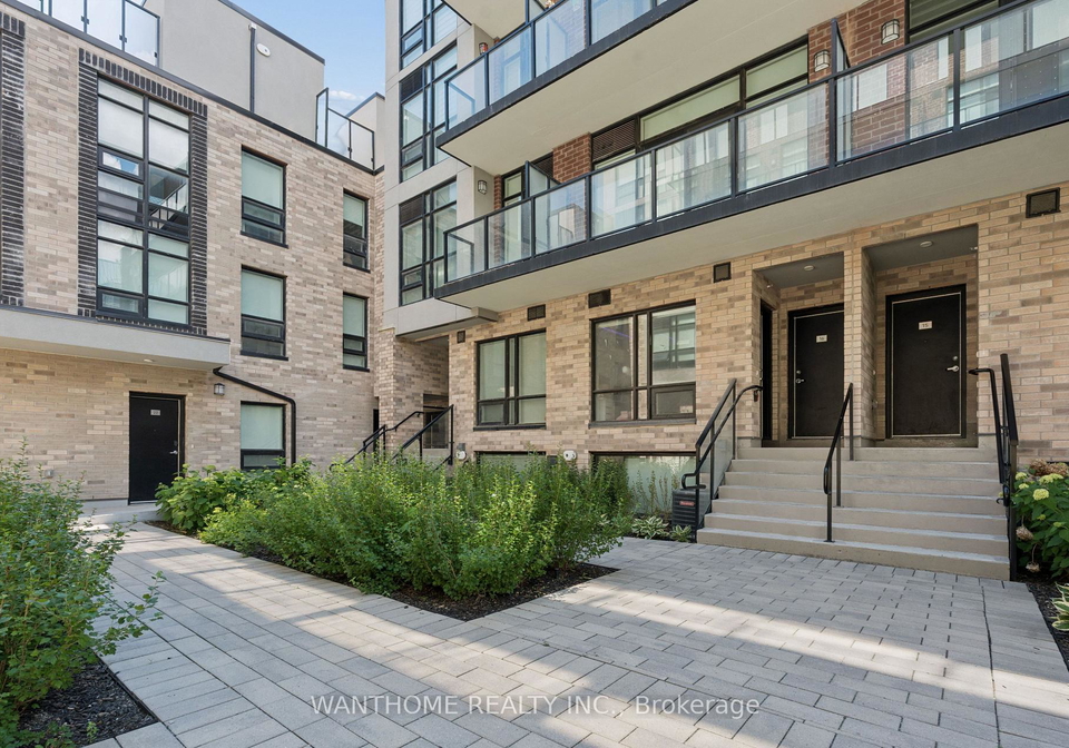 861-sheppard-avenue-w-toronto-toronto-ontario-c13629902