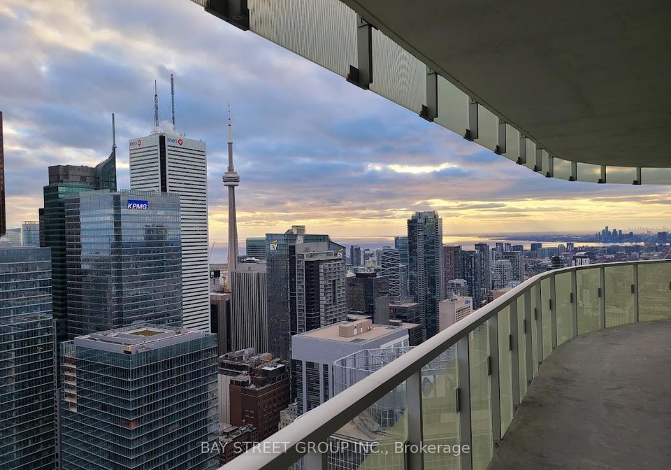 197-yonge-street-toronto-toronto-ontario-c13629918