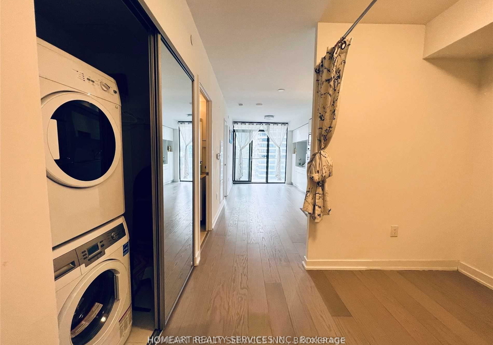 11-wellesley-street-w-toronto-toronto-ontario-c13630006