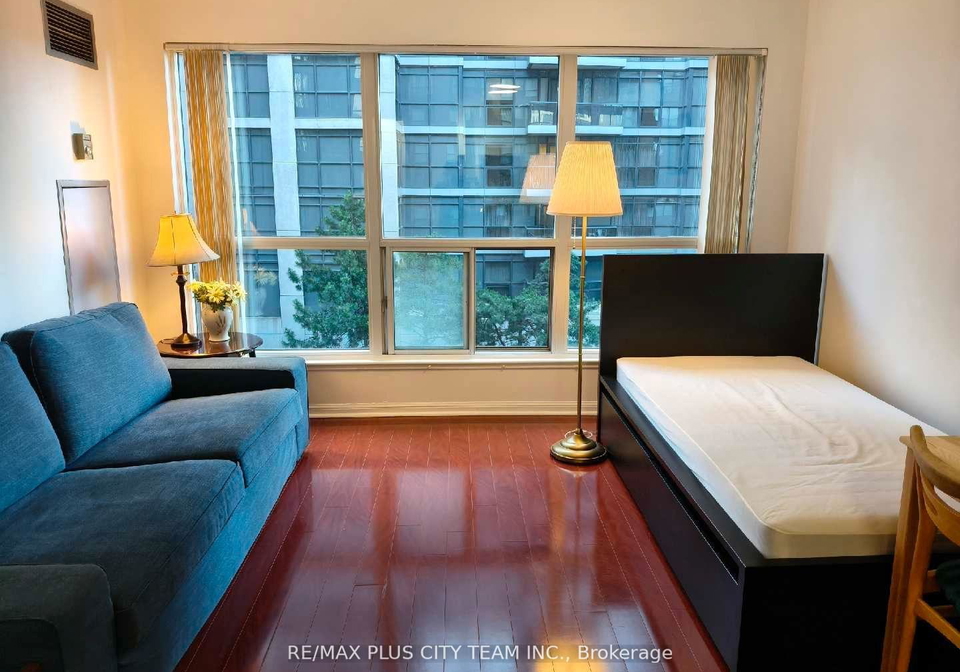 7-carlton-street-toronto-toronto-ontario-c13630030