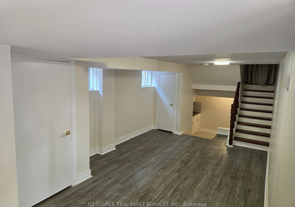 57-mentor-boulevard-toronto-north-york-ontario-c13630084