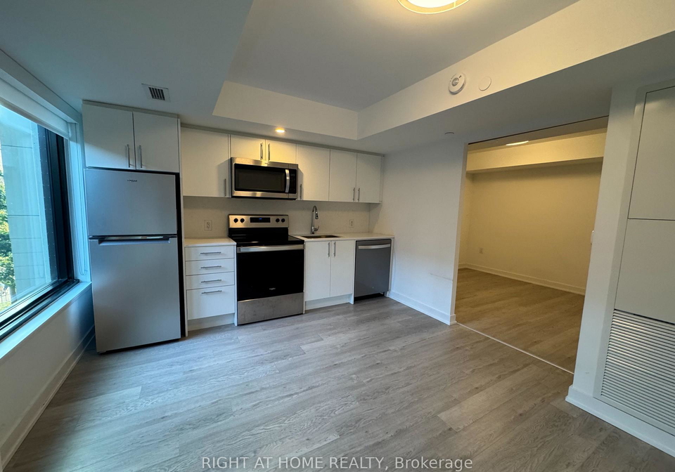 3-strathgowan-avenue-toronto-toronto-ontario-c13630296
