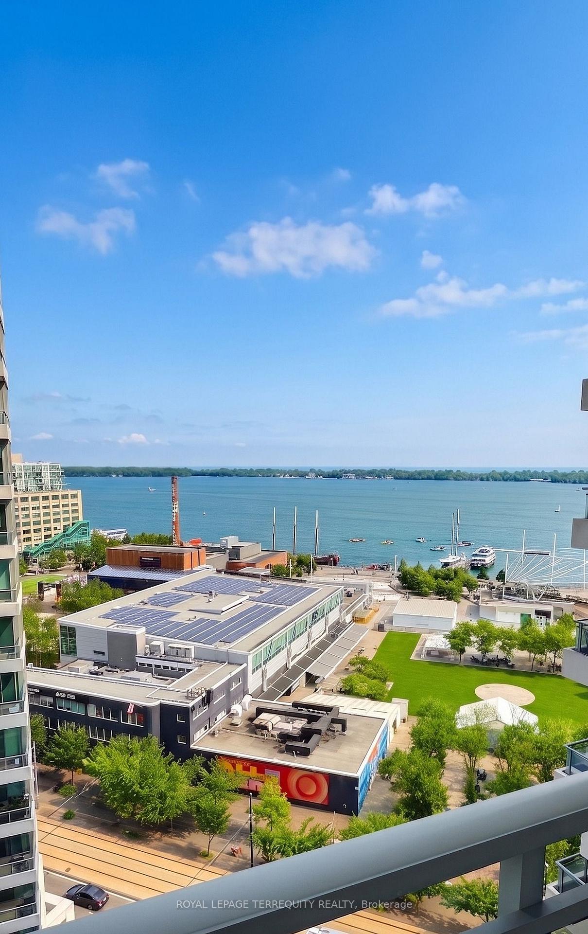 230-queens-quay-w-toronto-toronto-ontario-c13630322