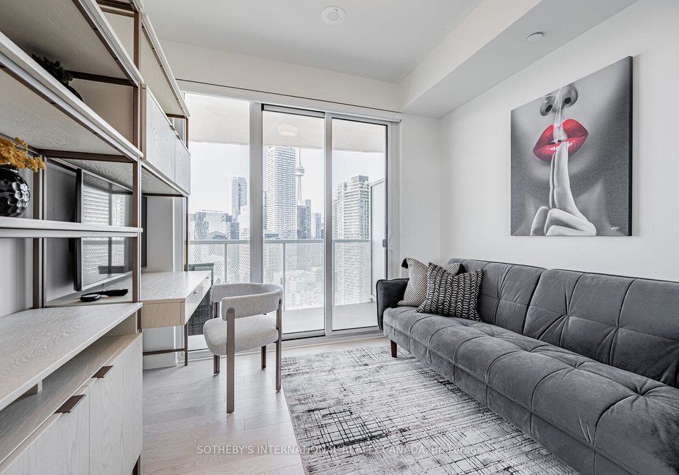 15-queens-quay-e-toronto-toronto-ontario-c13630364