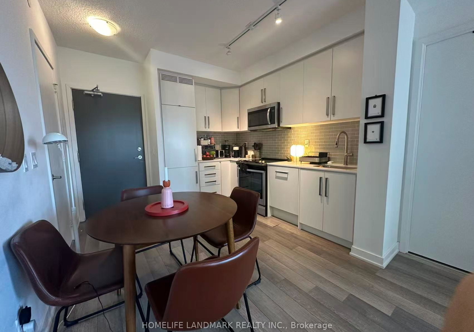 5180-yonge-street-toronto-toronto-ontario-c13630428